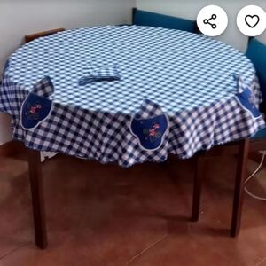 Vintage Round Blue Gingham Tablecloth with Tulip and Floral Design 💙🌷